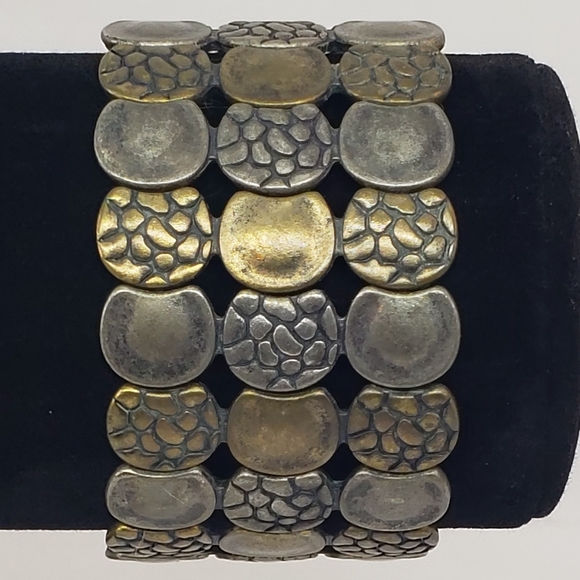 Tri-Color Wide Stretch Bracelet - Picture 7 of 9